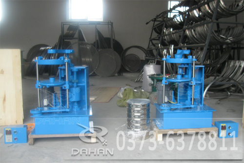 拍擊式標(biāo)準(zhǔn)振篩機(jī)